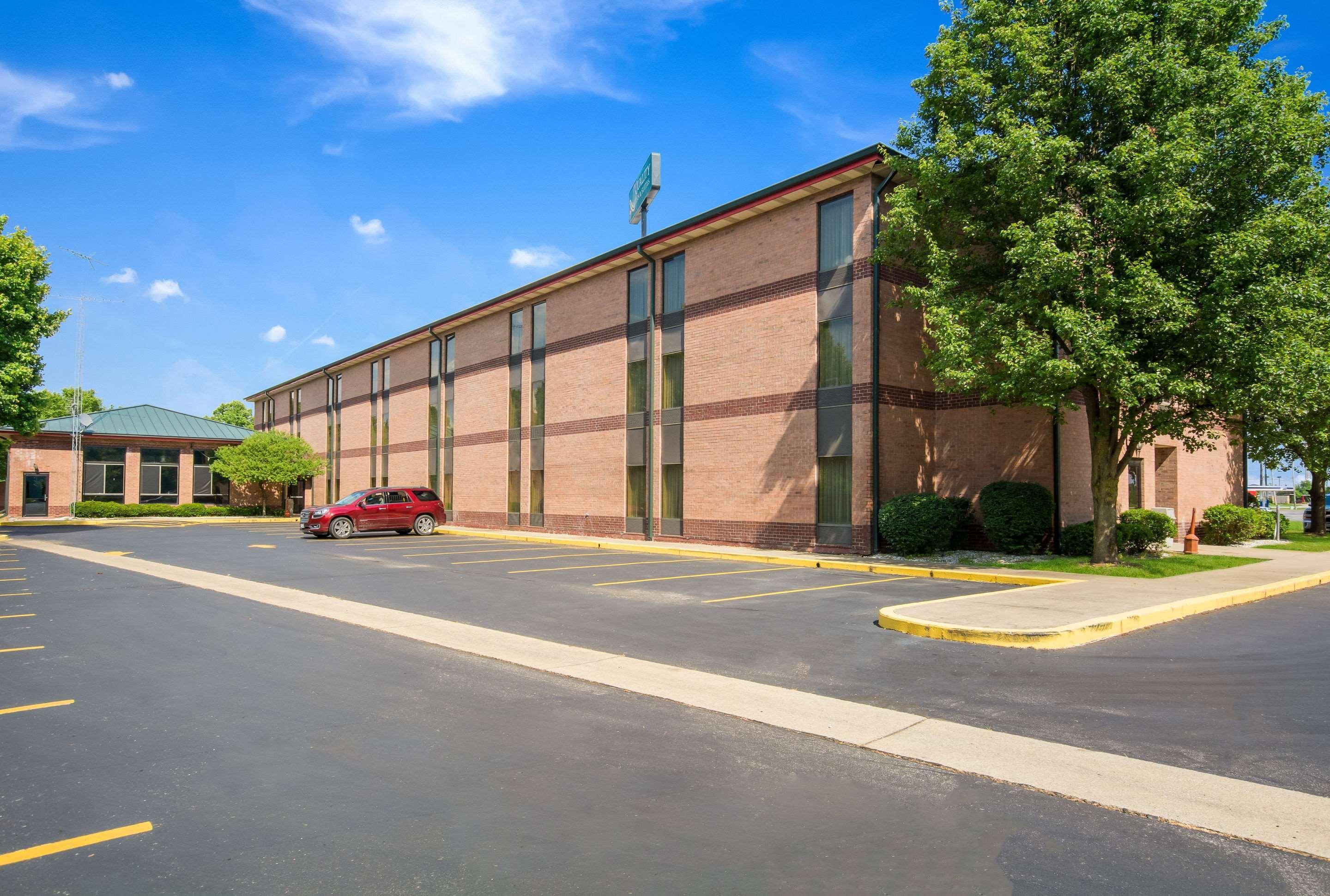 Sellersburg Quality Inn & Suites מראה חיצוני תמונה