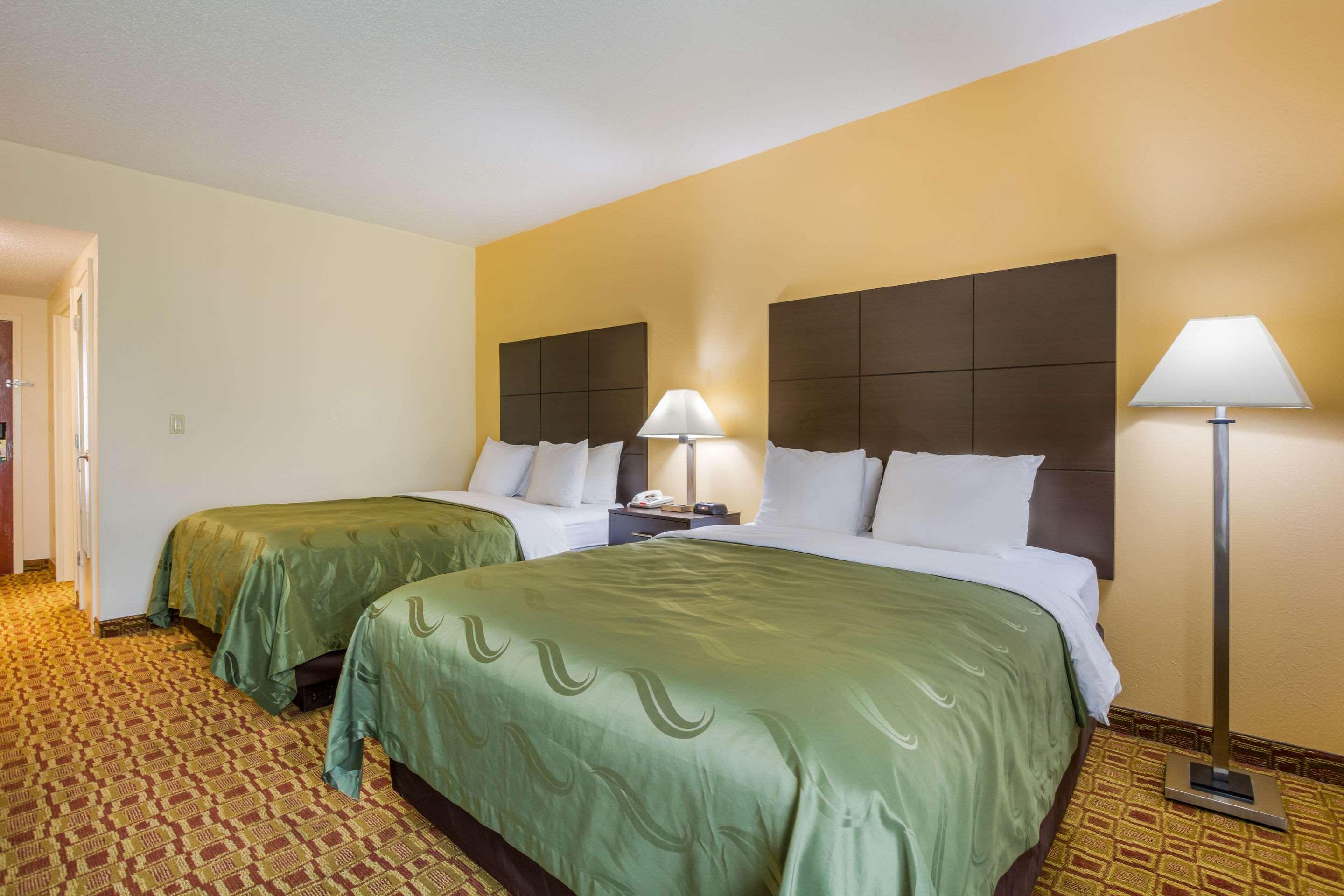 Sellersburg Quality Inn & Suites מראה חיצוני תמונה