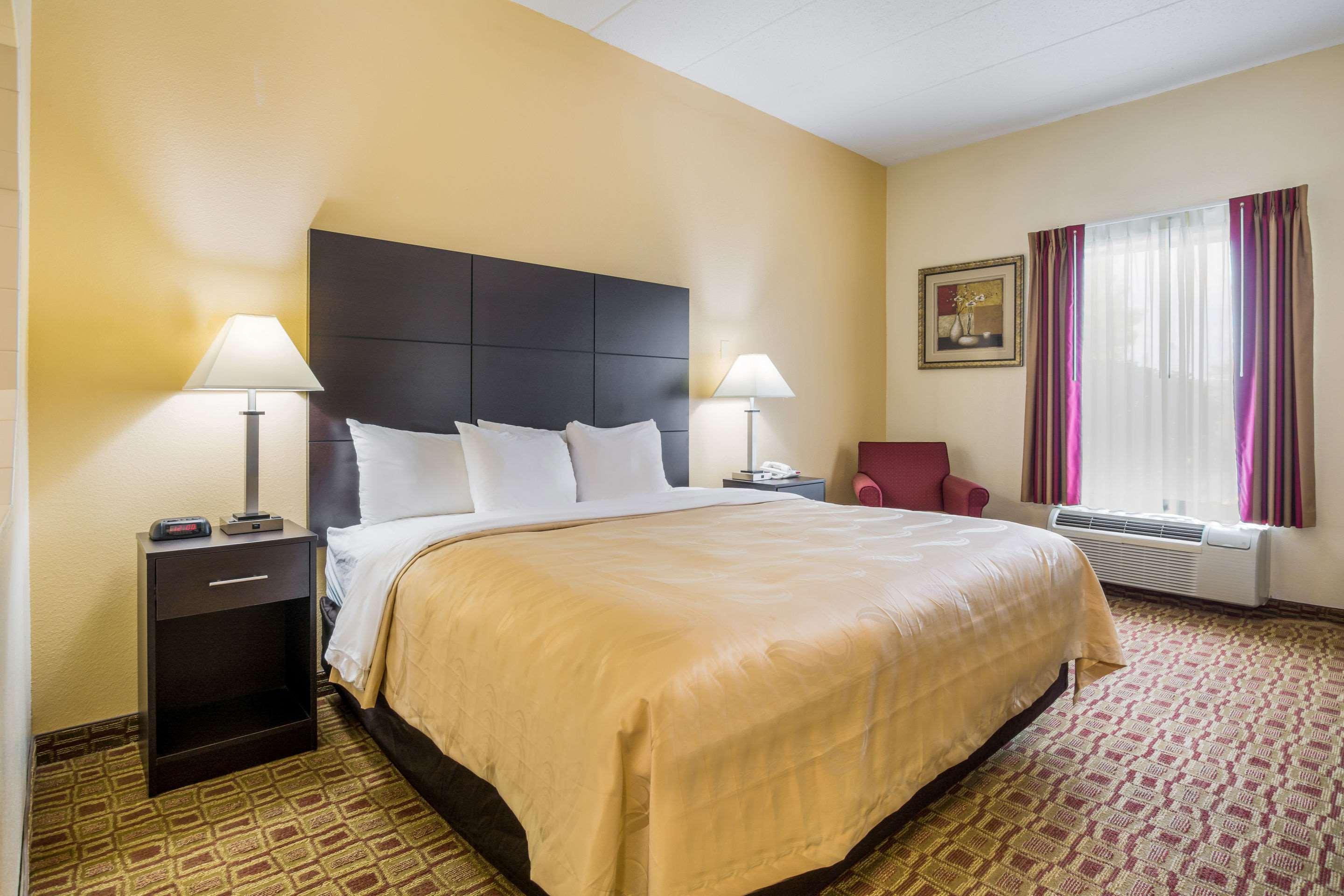 Sellersburg Quality Inn & Suites מראה חיצוני תמונה