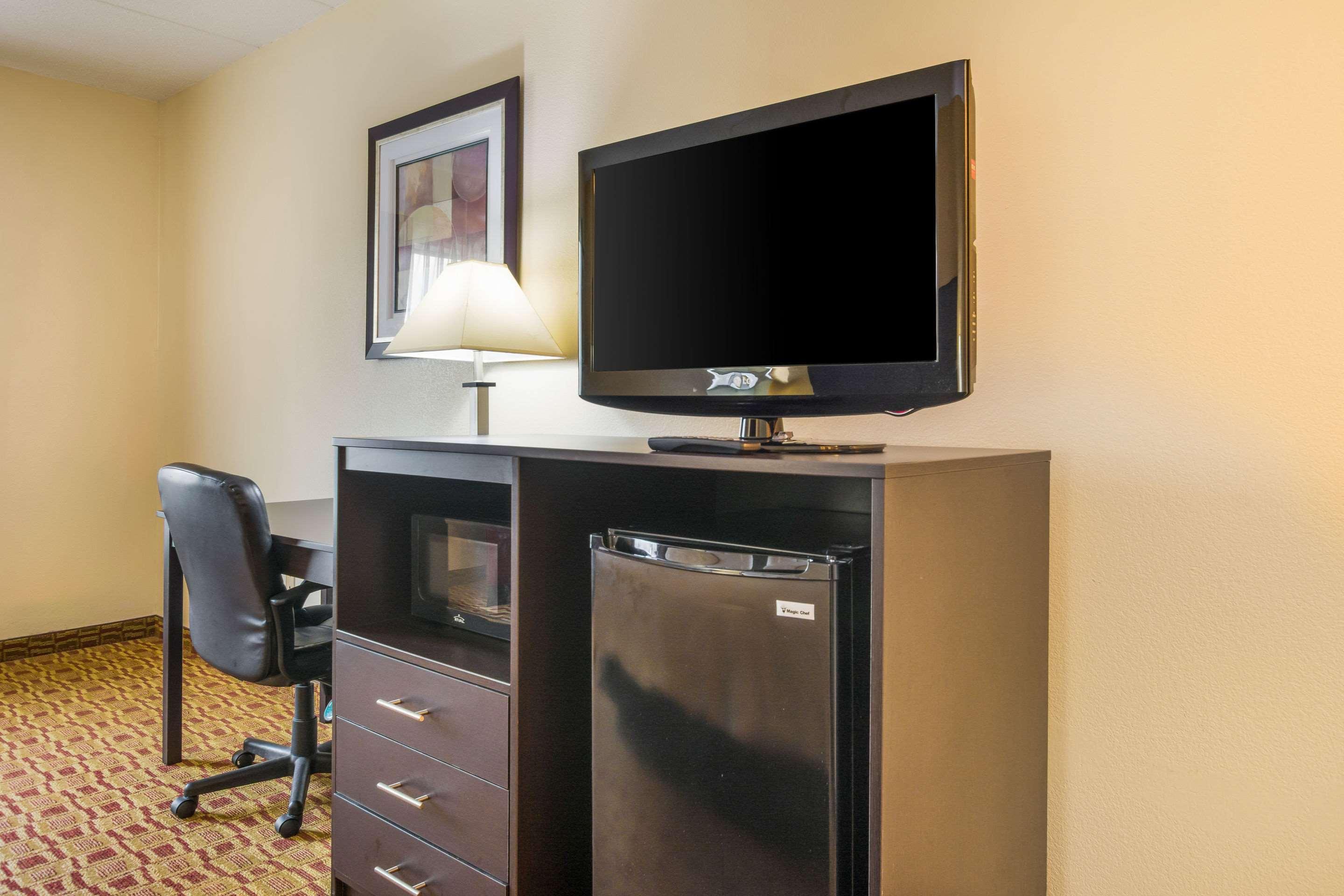 Sellersburg Quality Inn & Suites מראה חיצוני תמונה