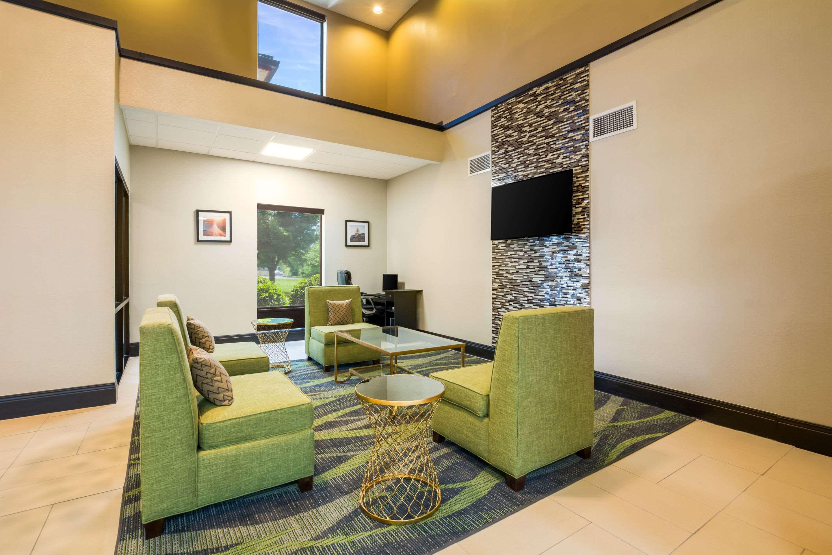 Sellersburg Quality Inn & Suites מראה חיצוני תמונה