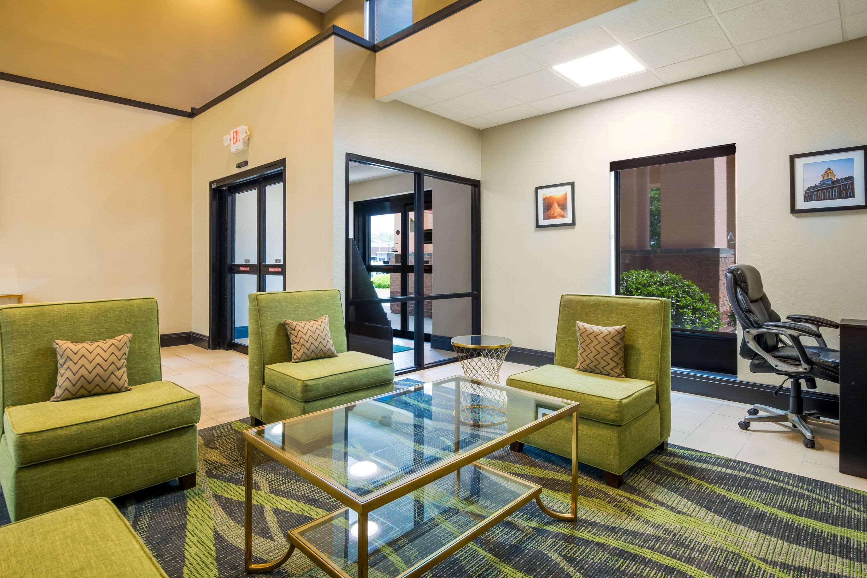 Sellersburg Quality Inn & Suites מראה חיצוני תמונה