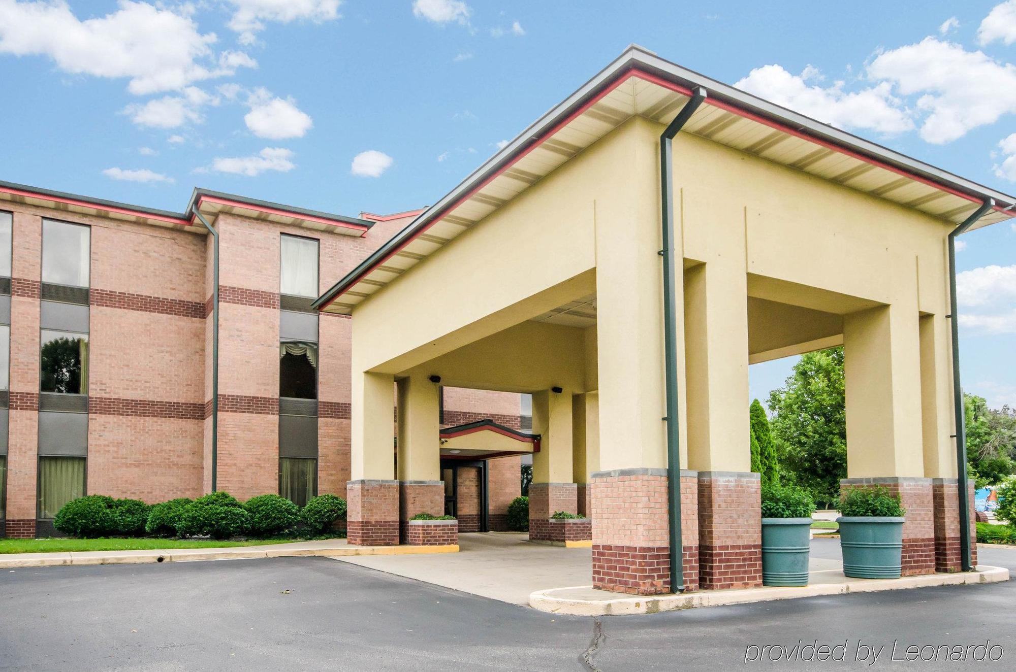 Sellersburg Quality Inn & Suites מראה חיצוני תמונה