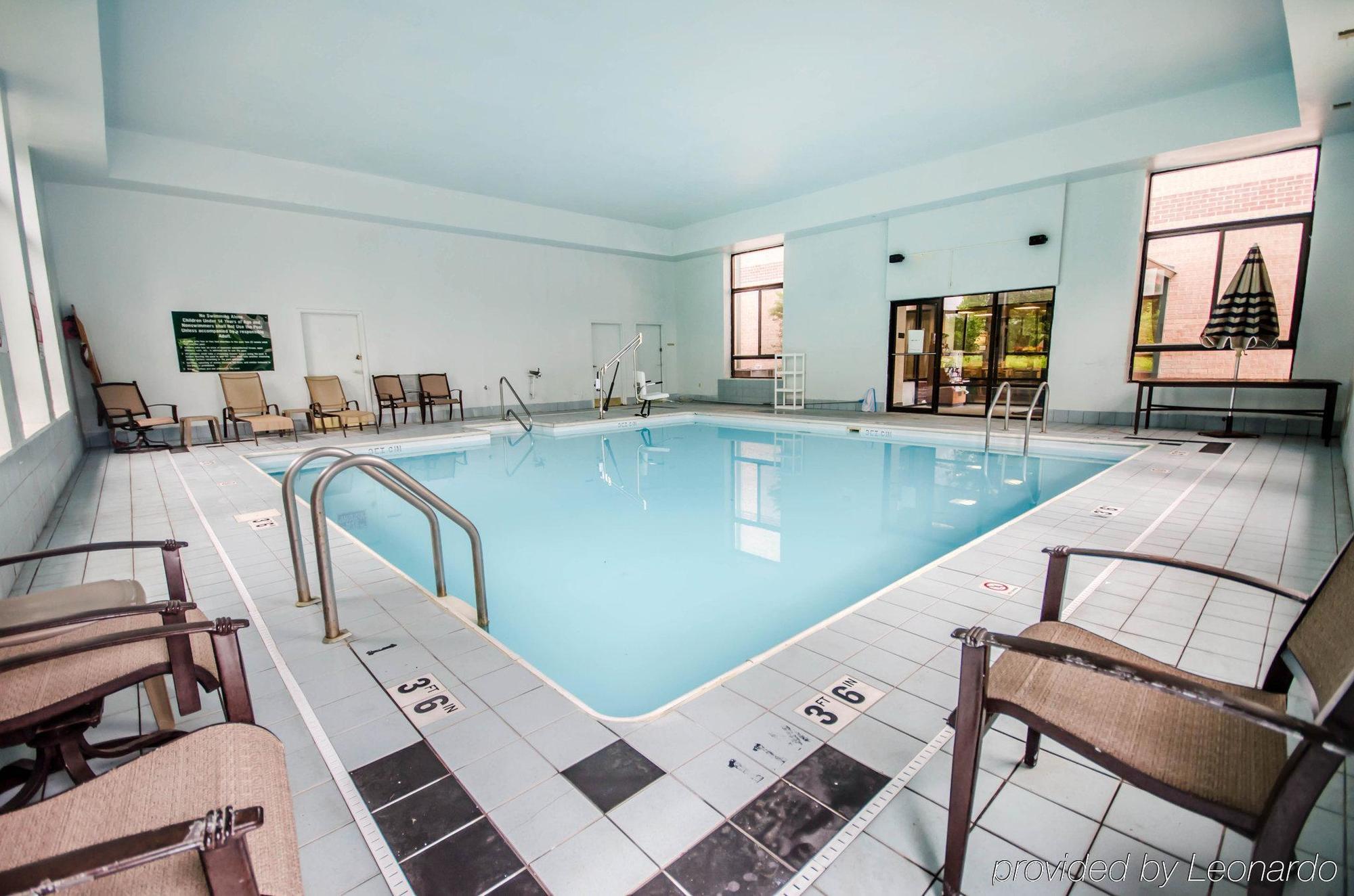 Sellersburg Quality Inn & Suites מראה חיצוני תמונה